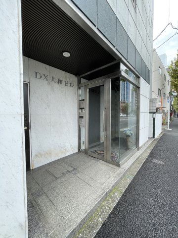DX大和ビル 5階エントランス