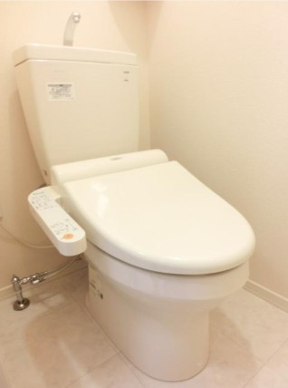 M’ｚ　コート 2階トイレ
