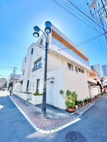 小嶋ビル 1階外観