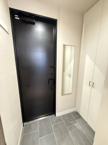 ソレイユ・ド　池袋 1階玄関