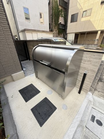 ソレイユ・ド　池袋 1階その他