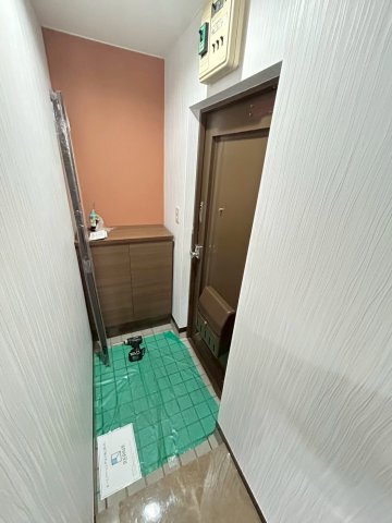 ウインヒルズ 3階玄関