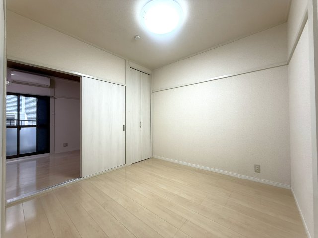 ホワイトパレス 102その他
