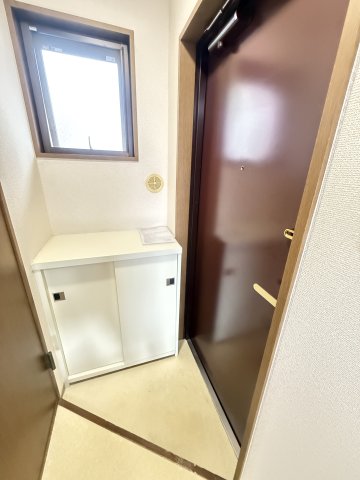 ドミール板橋本町 3階玄関