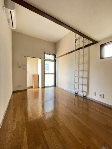 フォーラムイレブン 1階居間・リビング