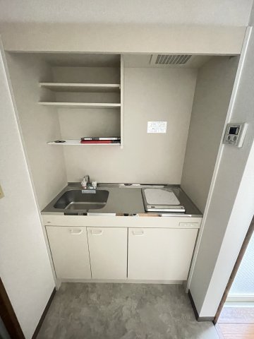 フォーラムイレブン 1階キッチン