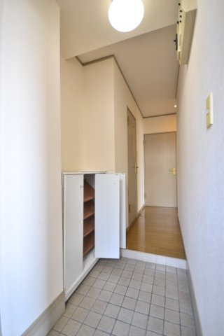 サンクレストSAITO 3階玄関
