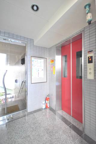 サンクレストSAITO 3階エントランス