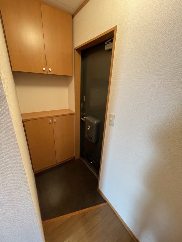 SKヒルズⅠ 2階玄関