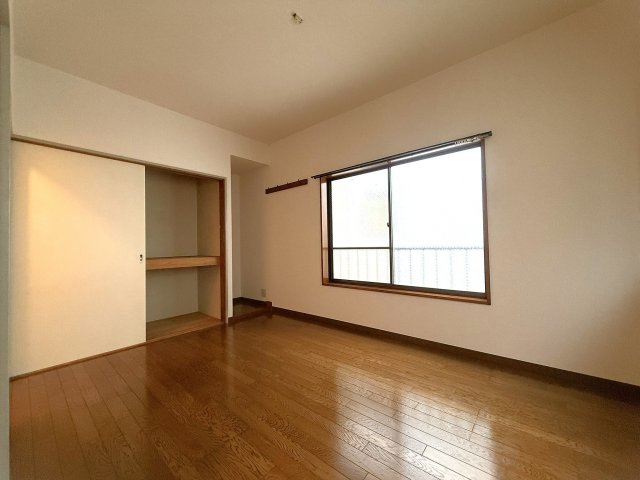 ハナステーツ 2階収納