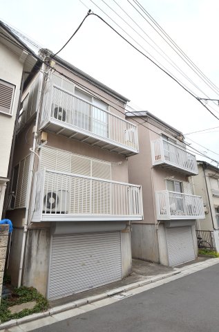 メゾン岩田 1階外観