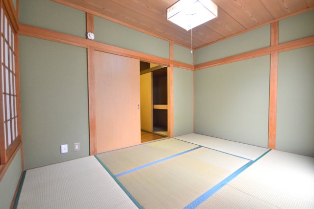 メゾン岩田 1階寝室