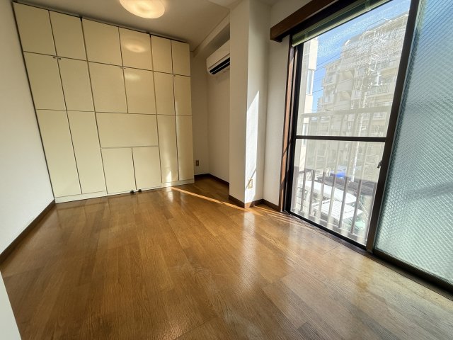 ラ・ヴニール大山 2階居間・リビング