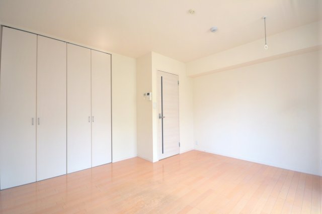 ヤマウロコＷＥＳＴ 2階その他