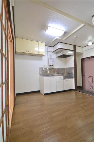 東京都板橋区高島平９丁目 4階その他