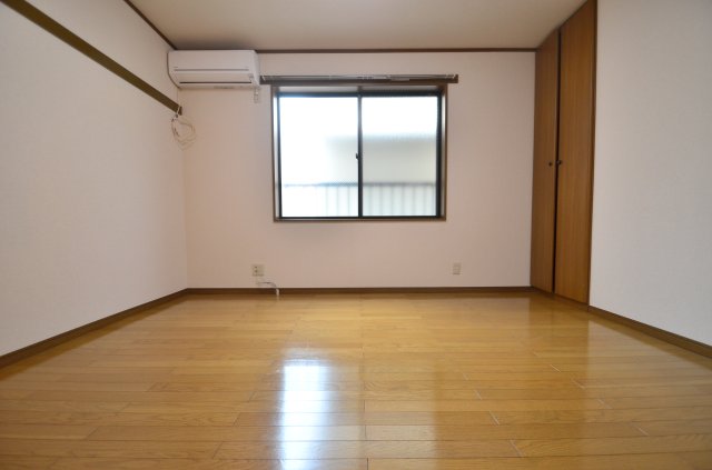 小倉ハイム 2階内装