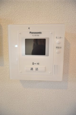 レーヴェテューア 1階セキュリティ