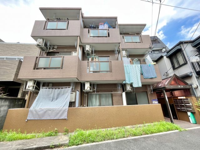 ジェリーグ大山 2階外観