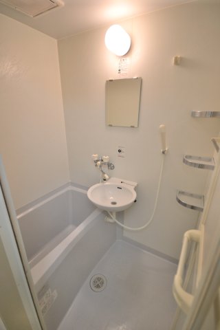 アブラッソ A風呂