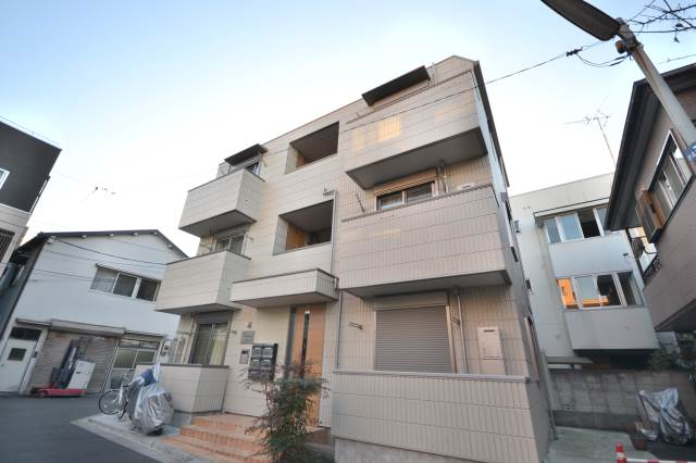 サニーヒルズ 2階外観