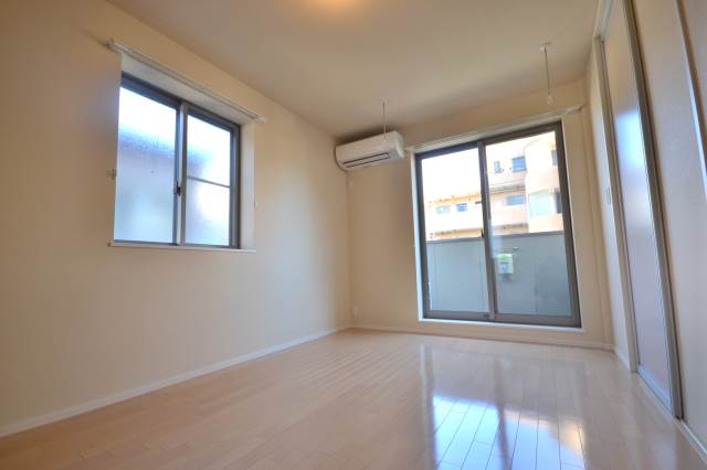 サニーヒルズ 2階居間・リビング