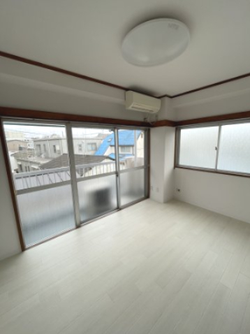 シャングリラ 303内装