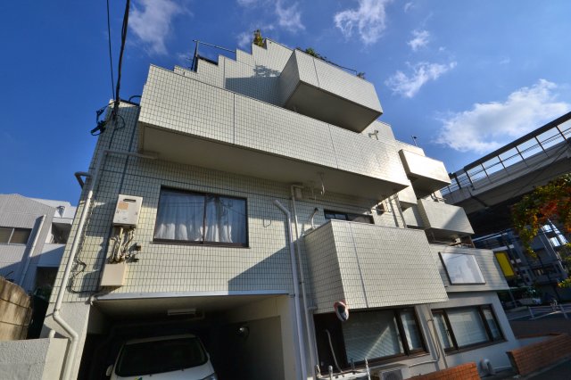 ベルメゾン 205外観