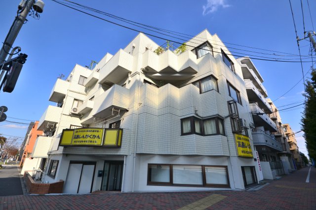 ベルメゾン 205外観