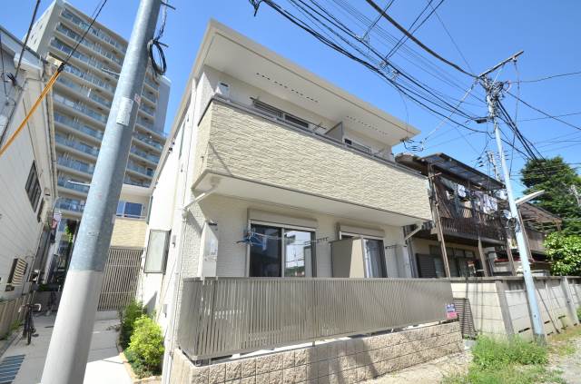 オアシス 203外観