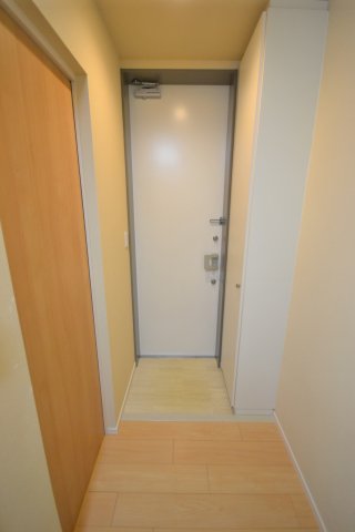 PetitCime 2階玄関