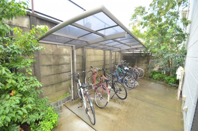 メゾン　ドゥ　ルミエール 2階その他共用部分