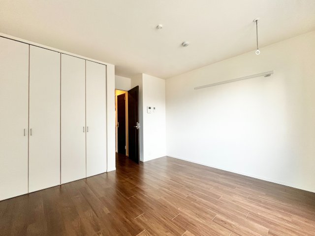 メゾン　ドゥ　ルミエール 2階居間・リビング