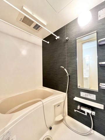 メゾン　ドゥ　ルミエール 2階風呂