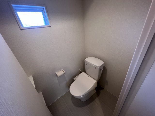 大阪府大阪市北区大淀中５丁目 402トイレ