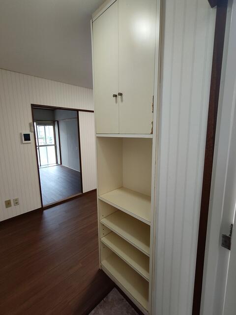 ドミール中島 202玄関