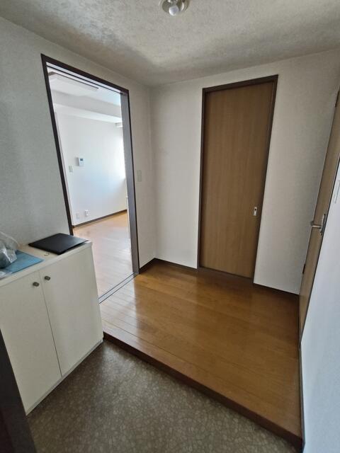 ドミールＫＮ 302玄関