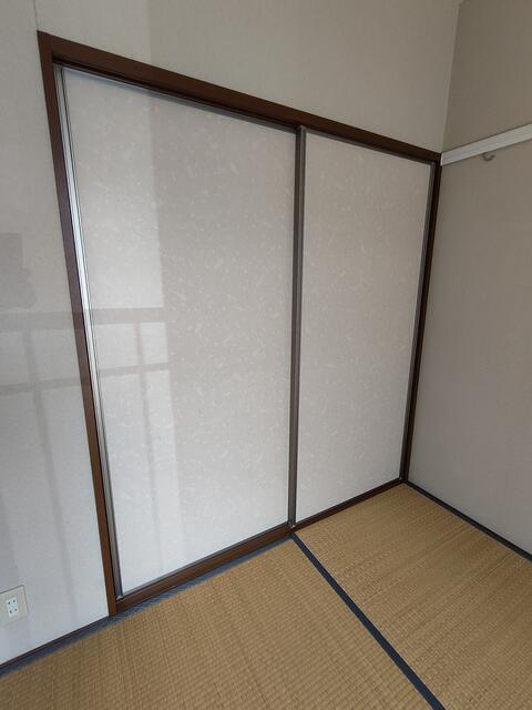 タウンコート久慈 103収納