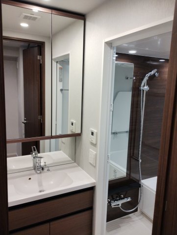 プライム虎ノ門 6階洗面所