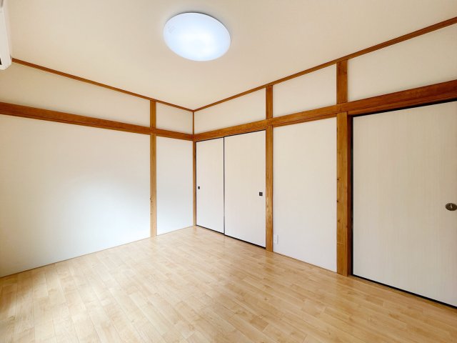 ホワイトハウス B内装