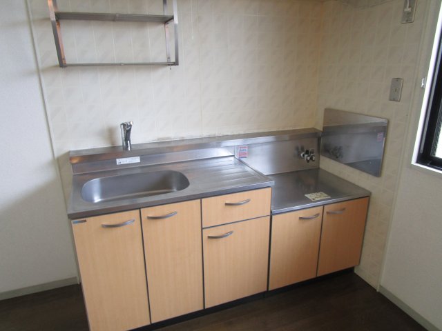 サンコーポ 1階キッチン