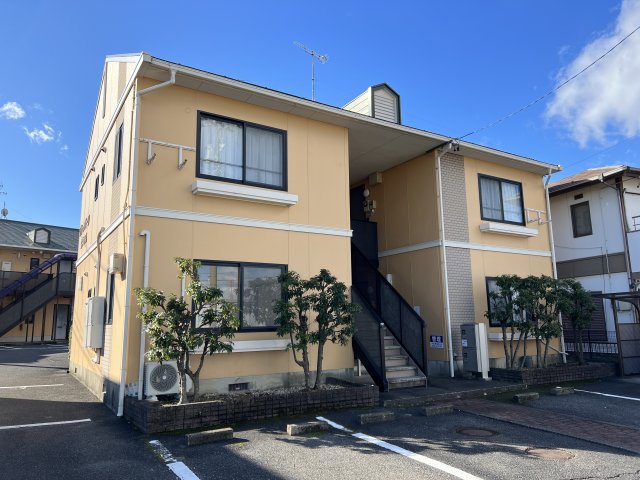 グリーンパークはやのA 201外観