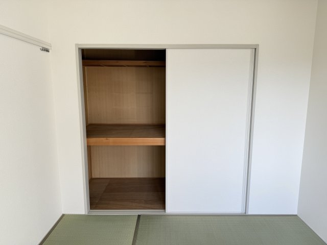 グリーンパークはやのB 202収納