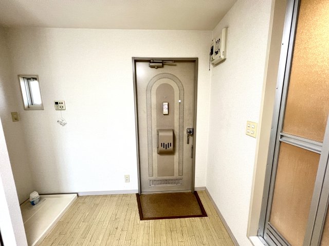 グランステーション大垣 201玄関