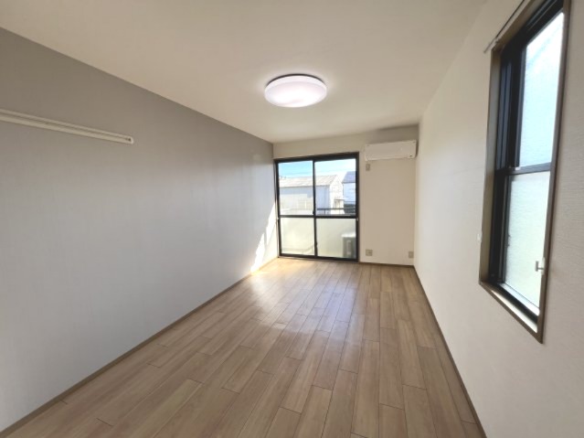 ボヌール水海道 203洋室