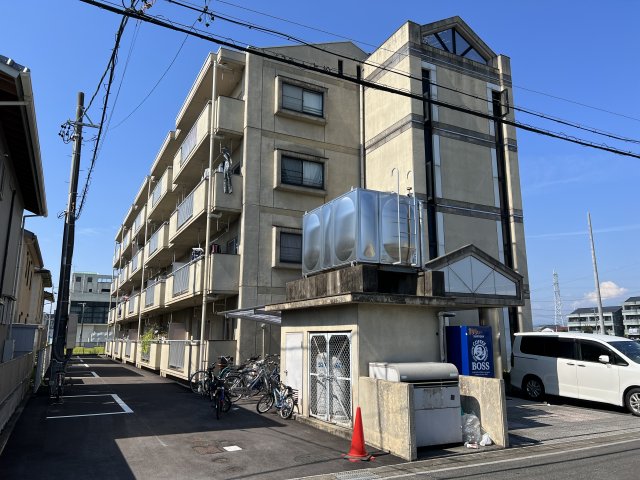 エステート上松 104外観