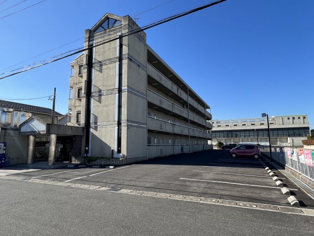 エステート上松 104外観