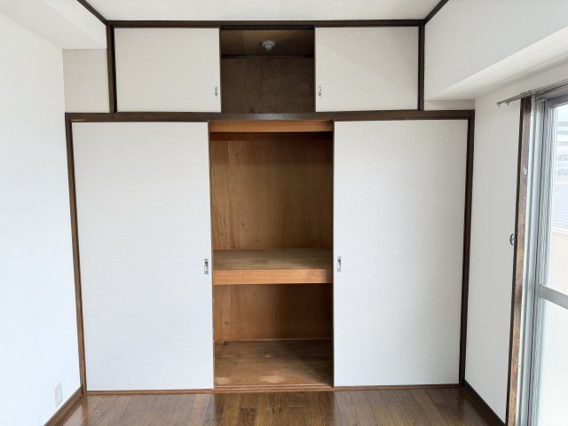 エステート上松 304収納