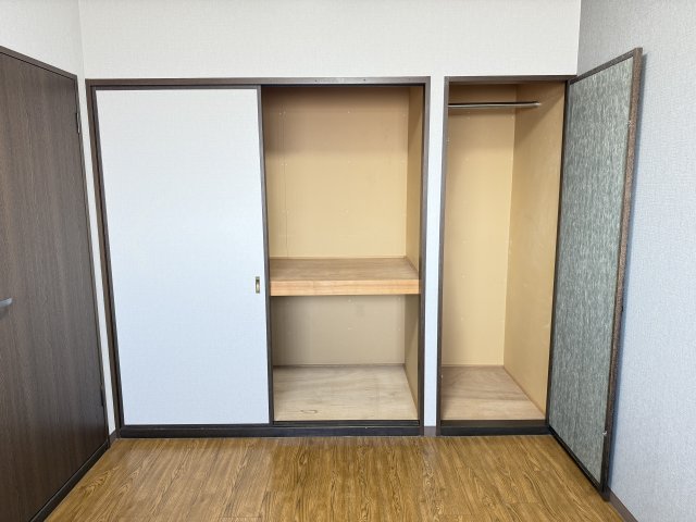 ディアコートツジ 401収納