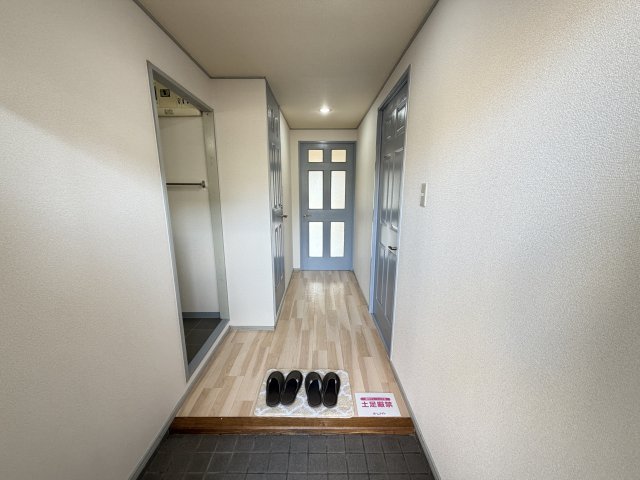 杉山マンション 102玄関