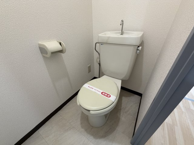 杉山マンション 102トイレ